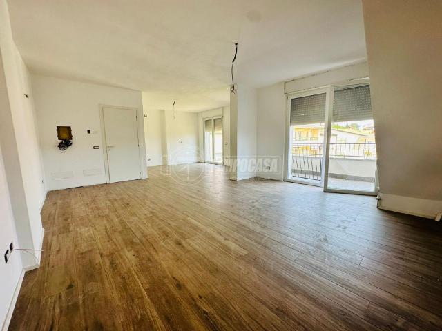 Penthouse in {3}, Via Tevere 27 - Foto 1