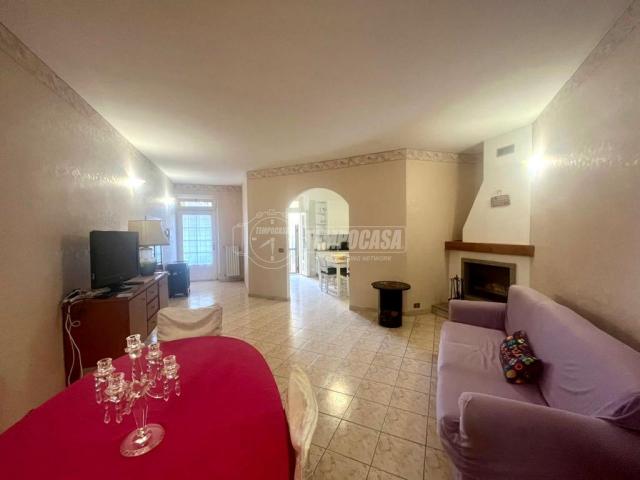 Apartament in Via San Ciriaco, Ciriè - Photo 1