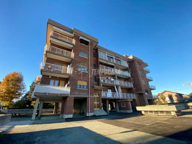 4-room flat in Via Monte Grappa, Ciriè - Photo 1