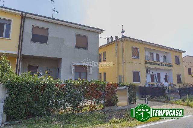 3-room flat in Via Scarpone, Pavia - Photo 1