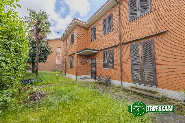 4-room flat in Via dei Pollaioli, Pavia - Photo 1