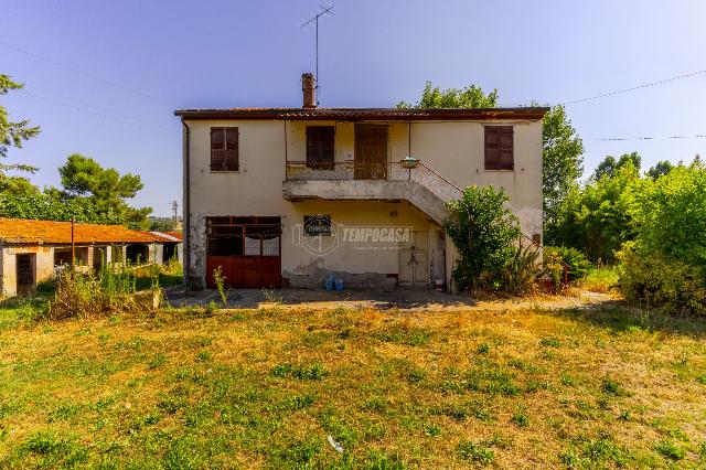 Einfamilienhaus in Contrada Asola, Civitanova Marche - Foto 1