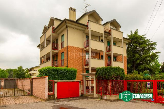 One-room flat in Via Bergamo 10, Castellanza - Photo 1