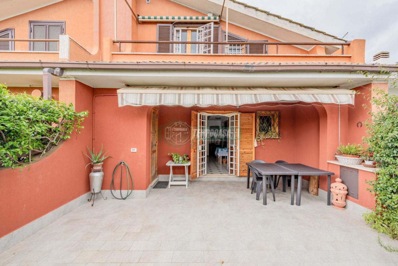 Villa a schiera in vendita a Ladispoli