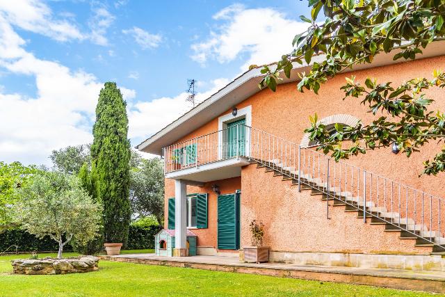 Villa in Via delle Querce 7, Ladispoli - Foto 1