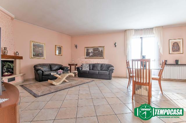 Vierzimmerwohnung, Cerro Maggiore - Foto 1