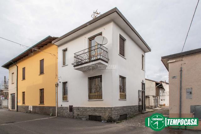 2-room flat in Via Giulio Zerbi 24/a, Rescaldina - Photo 1