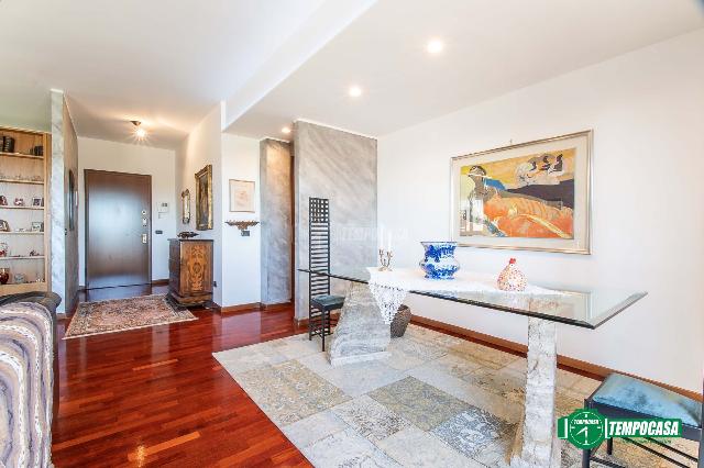 3-room flat in Via Papa Giovanni XXIII 3, Rescaldina - Photo 1