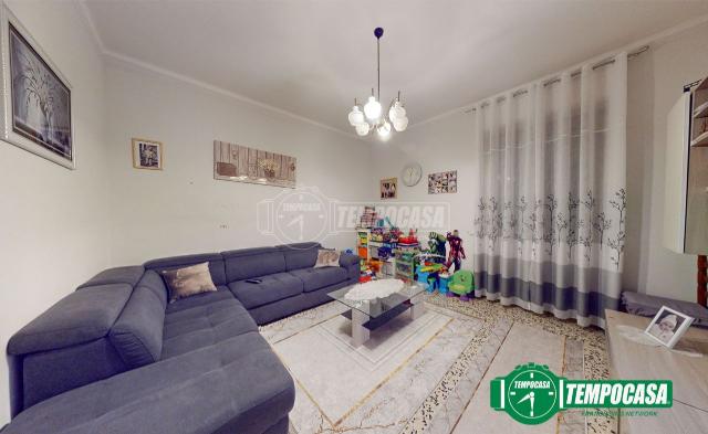 2-room flat in Via Giovanni Verneri 17, Alessandria - Photo 1