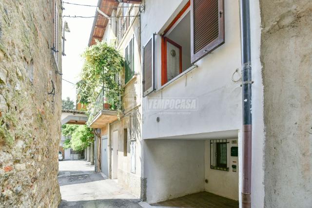 3-room flat in Vicolo Molteni 6, Albese con Cassano - Photo 1