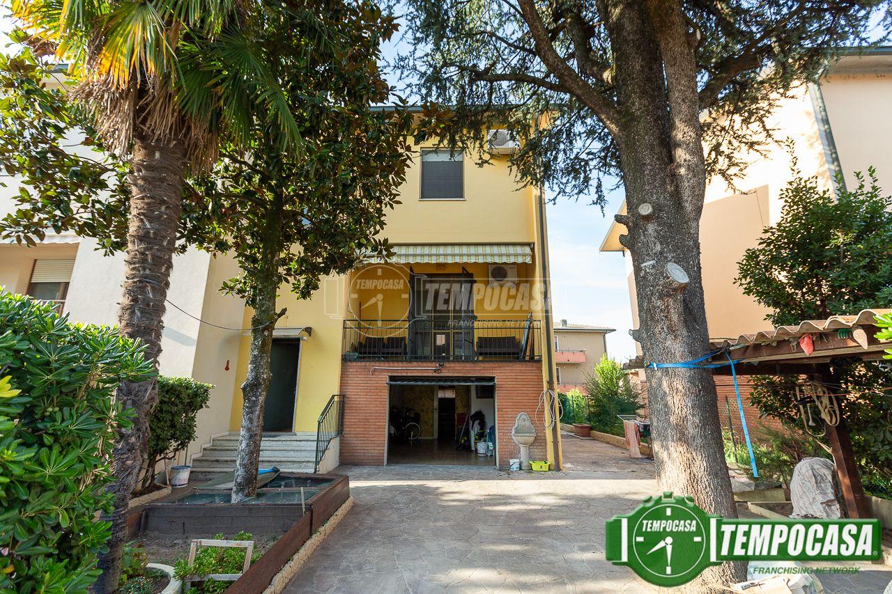 Villa a schiera in vendita a Crema