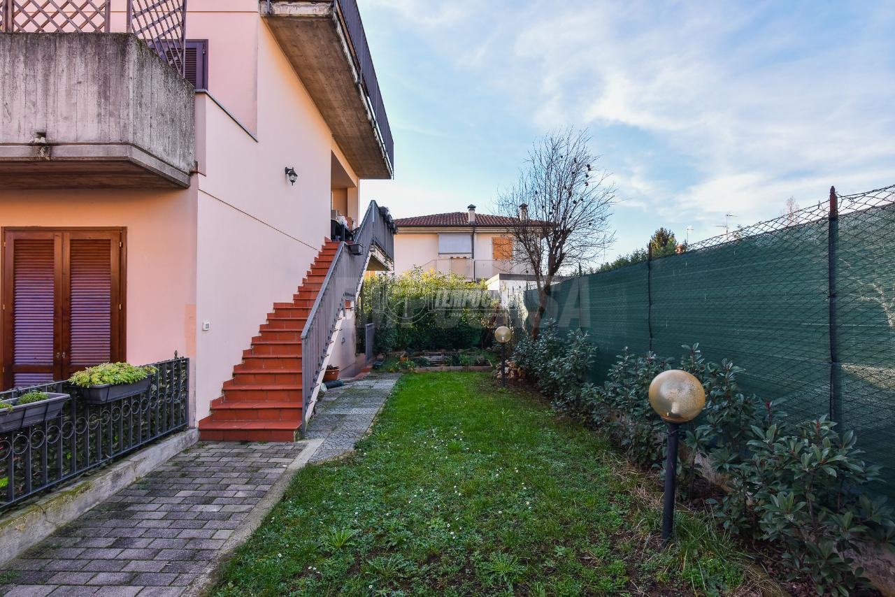 Casa indipendente in vendita a Trezzo Sull'Adda