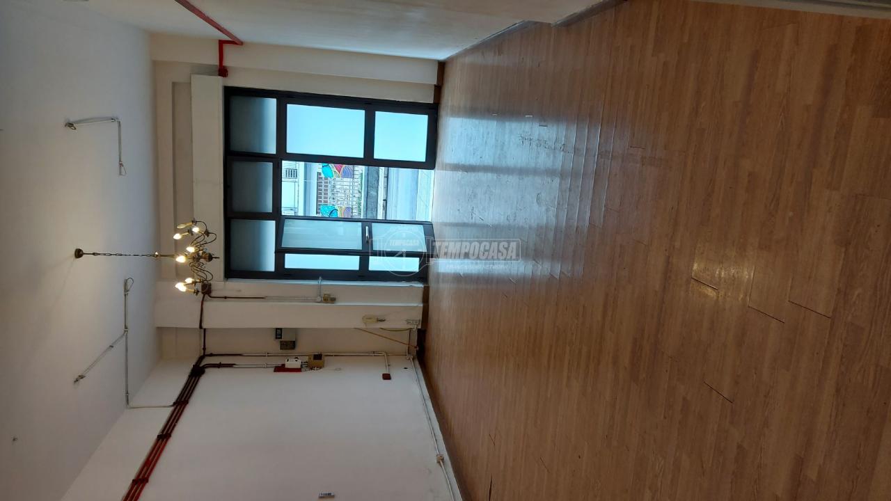 Magazzino in Viale Imperatore Traiano 34, Bari - Foto 1