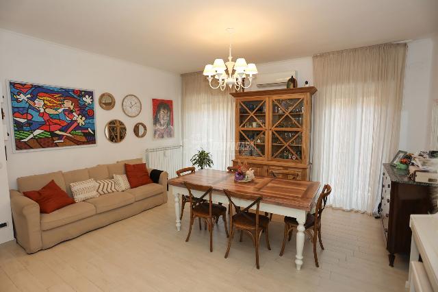 Dreizimmerwohnung in Corso Vittorio Emanuele 96, Triggiano - Foto 1