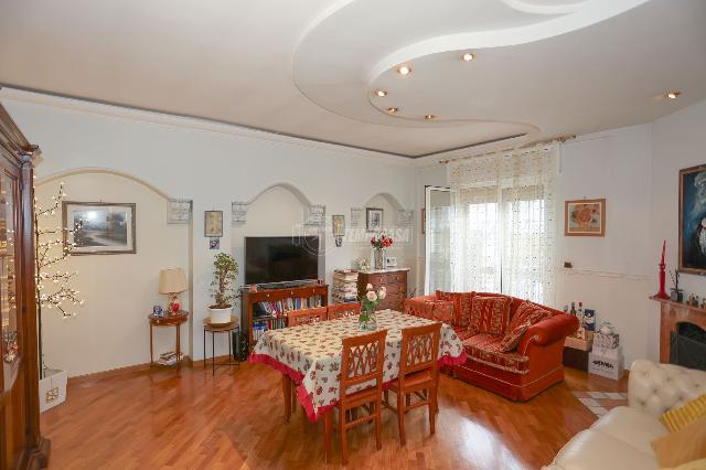 3-room flat in Via Giovanni Casalino 53, Triggiano - Photo 1