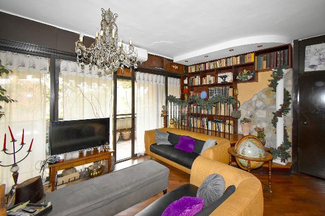 3-room flat, Basiglio - Photo 1