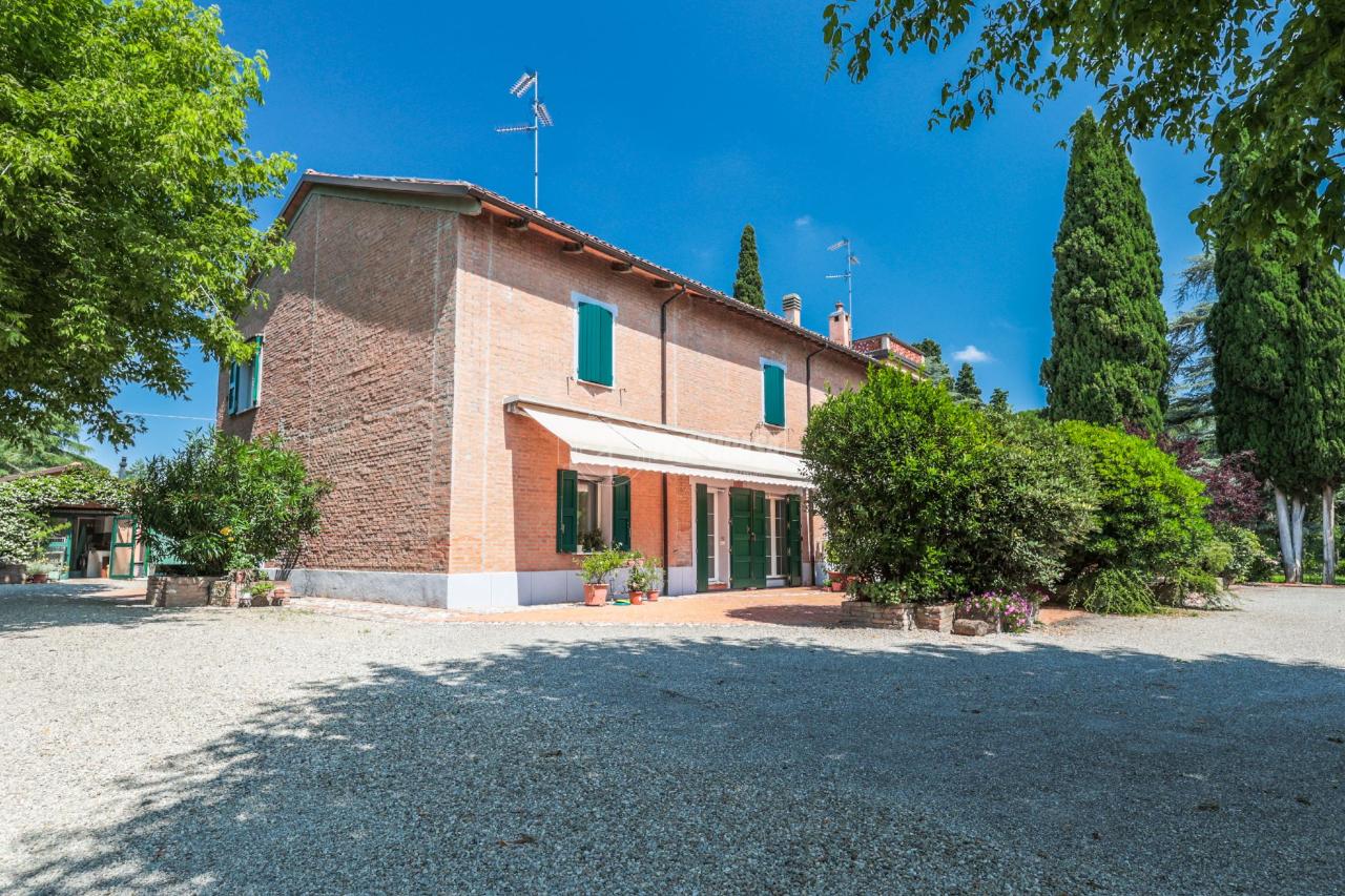 Villa a schiera in vendita a Imola