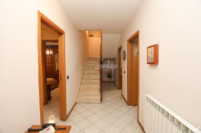 Quadrilocale in Via del Seggio 148, Aversa - Foto 1