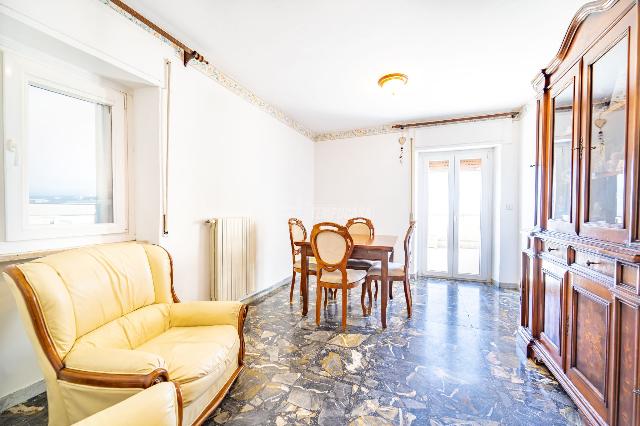 4-room flat in Via Leonardo Murialdo, Viterbo - Photo 1