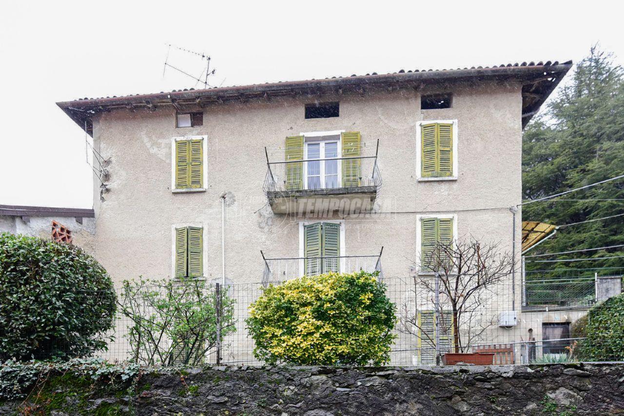 Casa indipendente in vendita a Magreglio