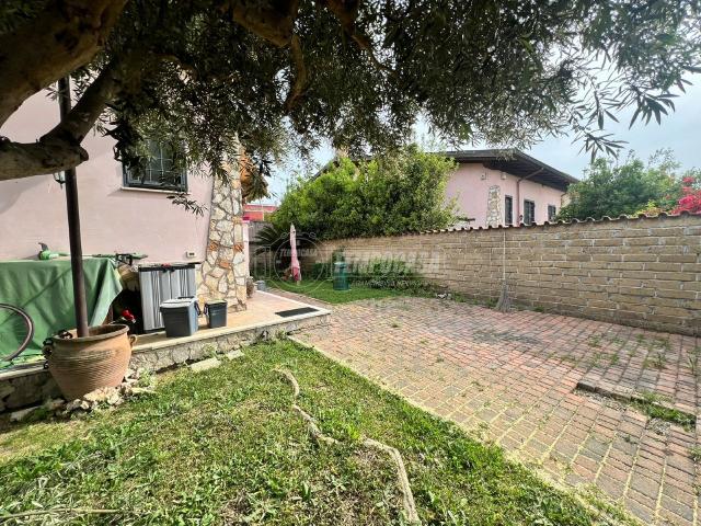 Terraced house in Via Angelo Aliprandi, Roma - Photo 1