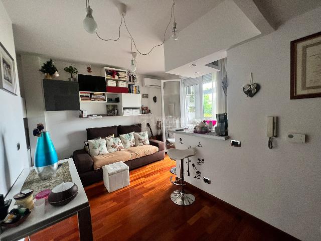 2-room flat in {3}, Via dei Basaldella 11 - Photo 1