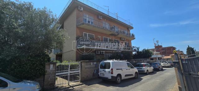 3-room flat in Via Felice da Montecchio 9, Roma - Photo 1