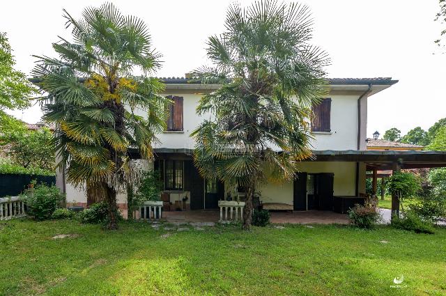 Villa in Via Ugo Bassi 24, Castelfranco Emilia - Foto 1