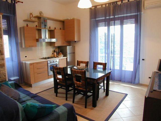 2-room flat, Massa - Photo 1