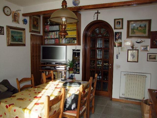 3-room flat, Rufina - Photo 1