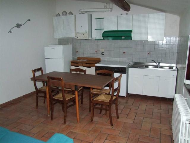 Zweizimmerwohnung, Rufina - Foto 1