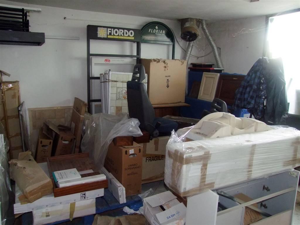 Laboratorio in , Vicchio, {3} - Foto 2