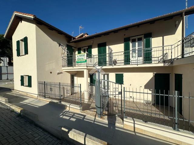 3-room flat in Via Giuseppe Mazzini 28, Spotorno - Photo 1