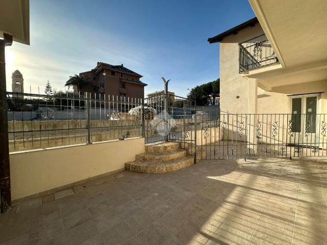 3-room flat in Via Giuseppe Mazzini 28, Spotorno - Photo 1