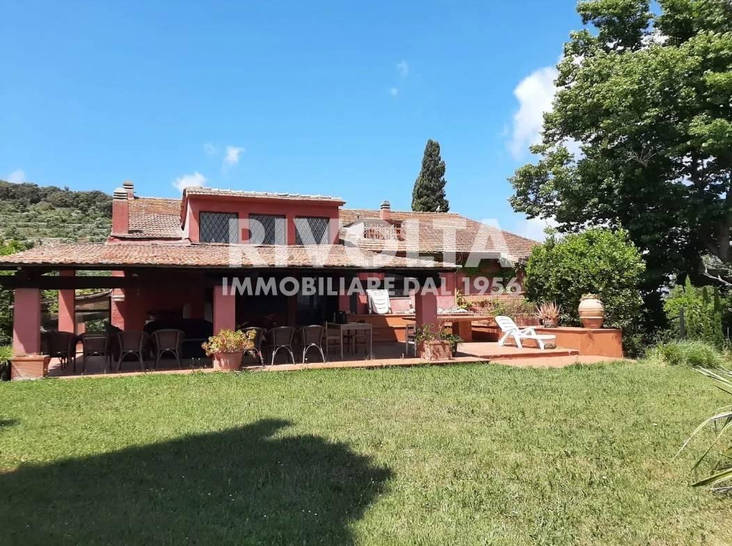 casa indipendente in affitto ad Orbetello in zona Giannella