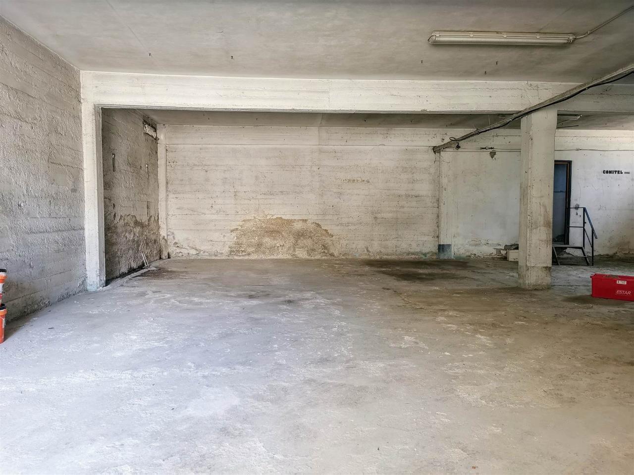 Magazzino in , Calenzano, {3} - Foto 2