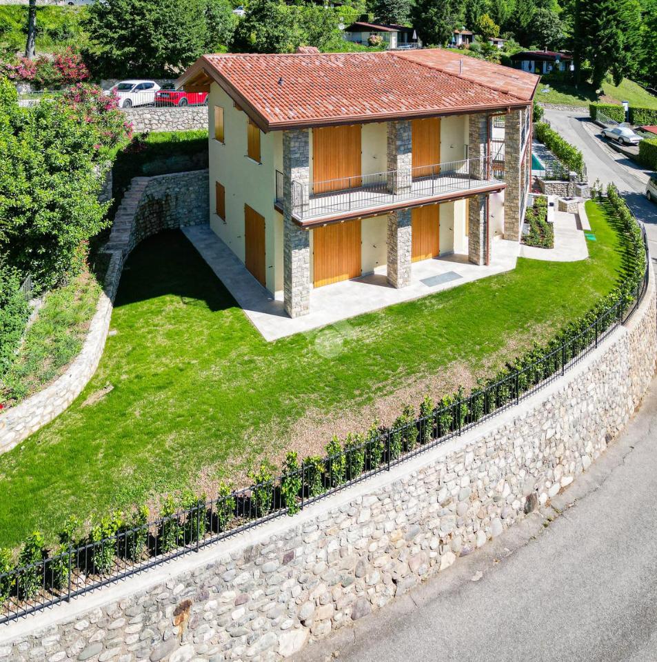 Villa in vendita a Tignale