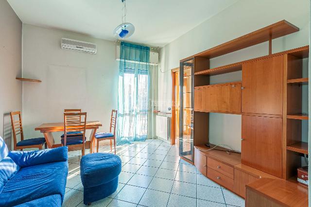 Dreizimmerwohnung in Via Calatafimi, Gallarate - Foto 1