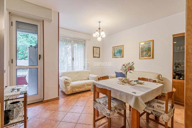 Vierzimmerwohnung in Via Puglia, Gallarate - Foto 1