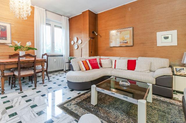 3-room flat in Via San Giovanni Bosco 2, Bresso - Photo 1