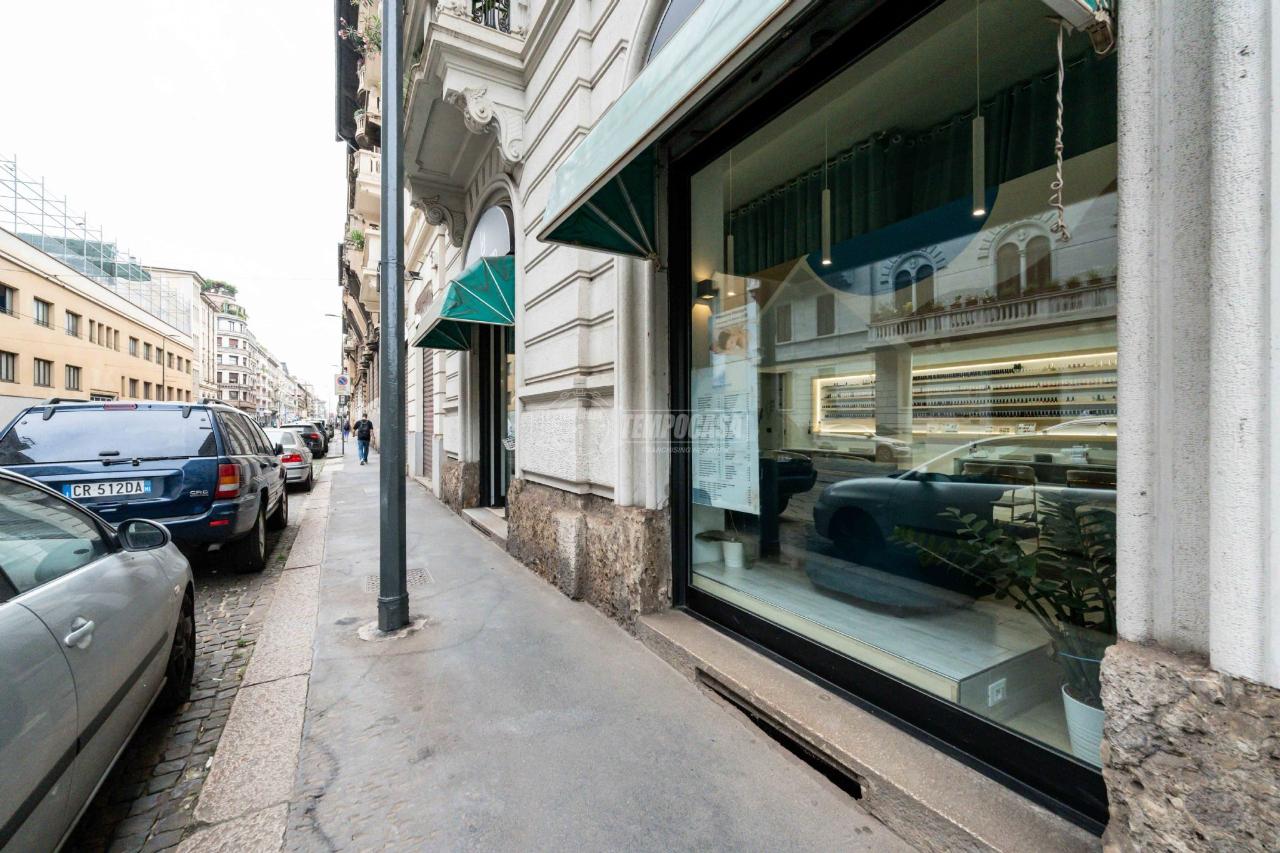 Negozio in Via Luigi Settembrini, Milano, {3} - Foto 1