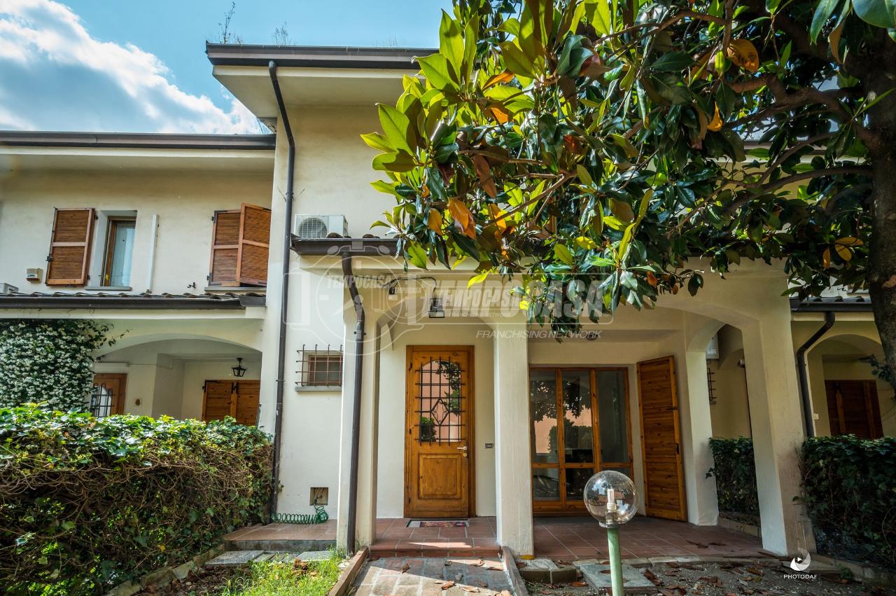 Villa a schiera in vendita a Modena