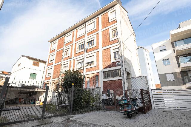 Vierzimmerwohnung in Via Circonvallazione 48, Seregno - Foto 1