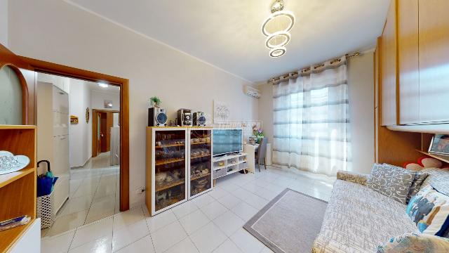 2-room flat in {3}, Via Umiliati - Photo 1