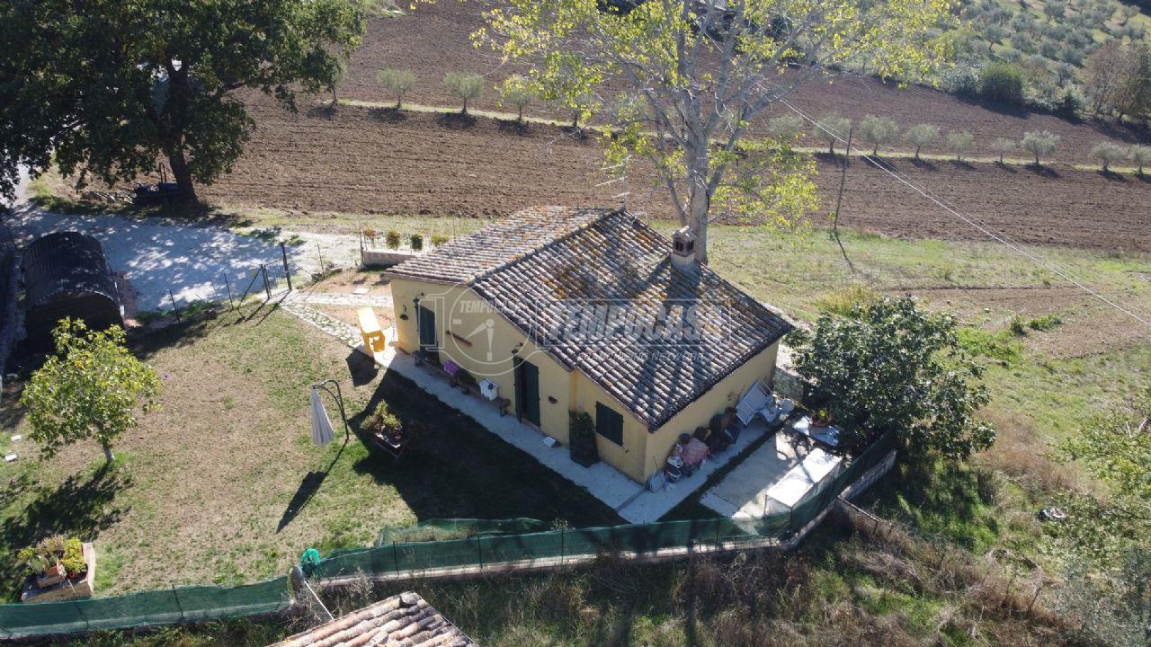 Casa indipendente in vendita a Colmurano