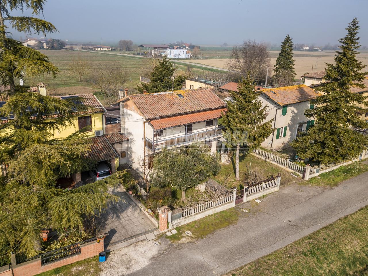 Villa a schiera in vendita a San Pietro In Casale