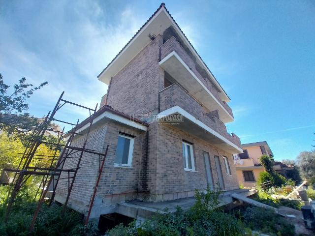 Terraced house in Via Bartolomeo Chesi, Roma - Photo 1