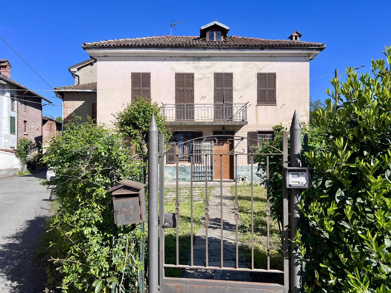 Casa indipendente in vendita a Capriata D'Orba