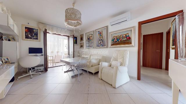 2-room flat in Via Paolo Pellegrini, Bari - Photo 1