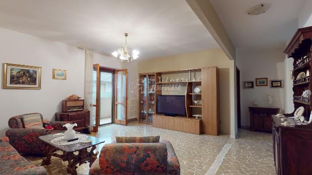 Vierzimmerwohnung in Via Lucania, Casamassima - Foto 1